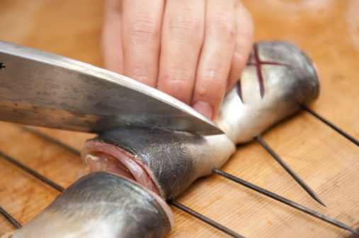 sushi cucinare pesce 160107509