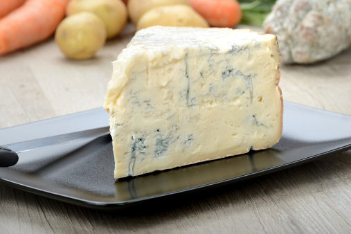 listeria in gorgonzola formaggio 475516701