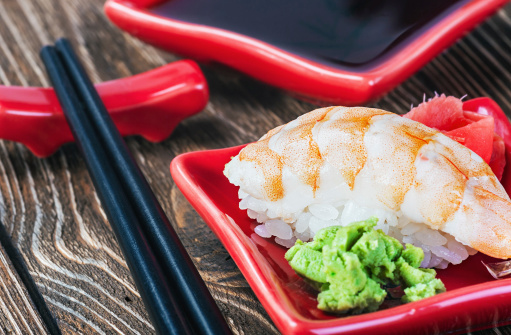 wasabi sushi 481450585