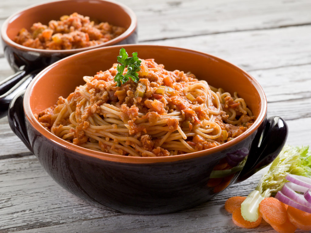 spaghetti with soy ragout, vegetarian pasta